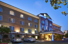  Holiday Inn Express San Diego - Sorrento Valley, an IHG Hotel  Sorrento